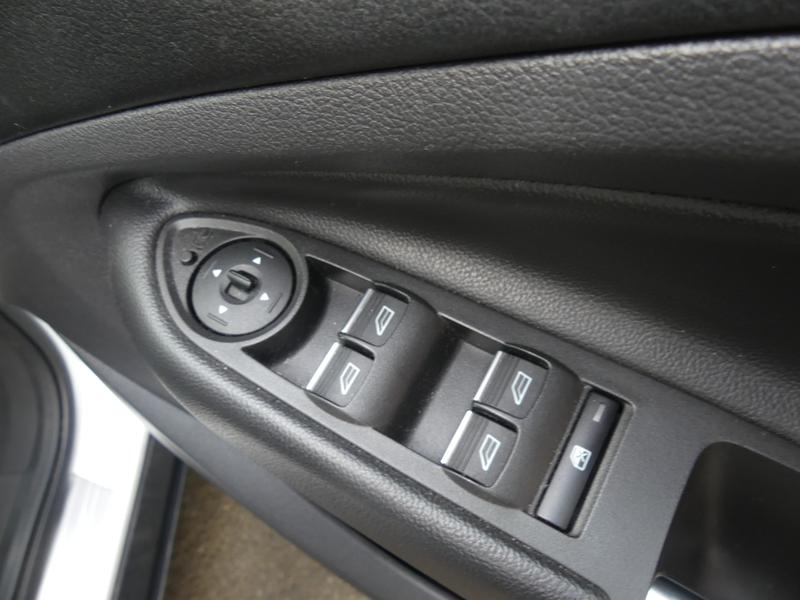 Ford Kuga Photo 9ff4e9c6-7168-4b00-a37e-f80e3034e1c7.jpg