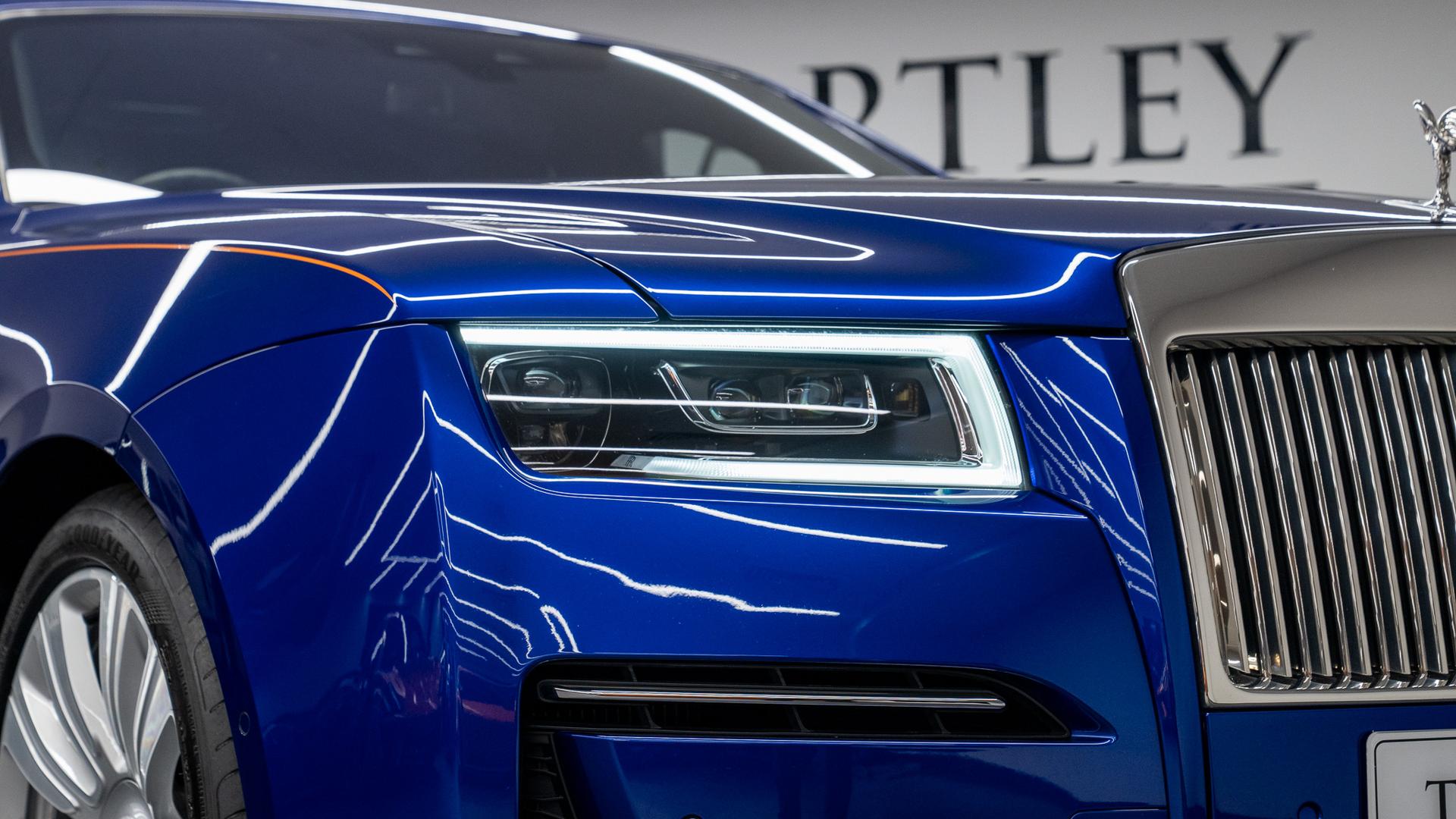 Rolls-Royce Ghost Photo 9ffdf94b-f4dd-49f8-8cd8-9327eb13af93.jpg