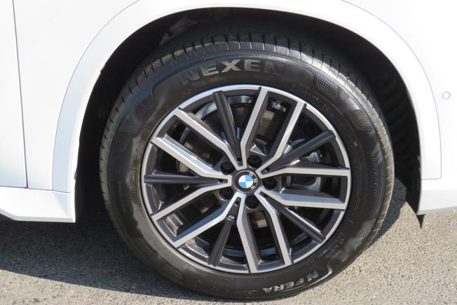 BMW X1 Photo 12