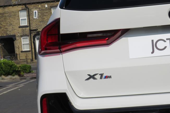 BMW X1 Photo 14