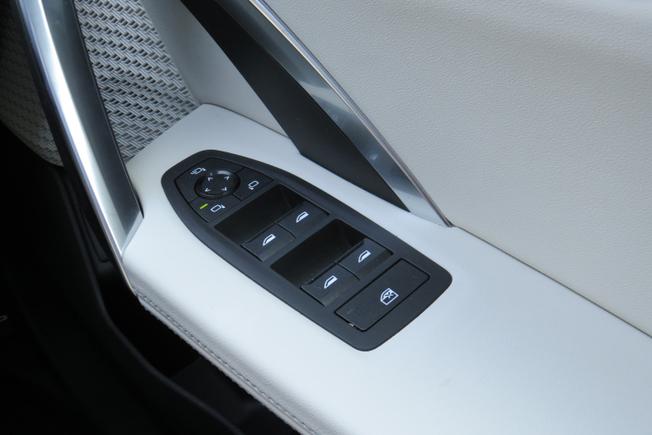BMW X1 Photo 15