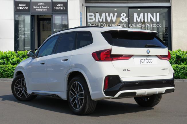 BMW X1 Photo 2