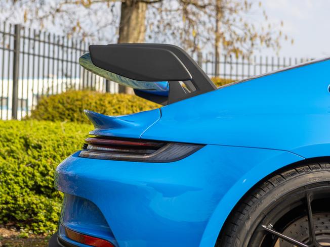 PORSCHE 911 Photo 33