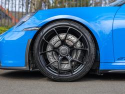 PORSCHE 911 Photo 4