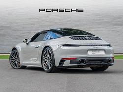 PORSCHE 911 Photo 2