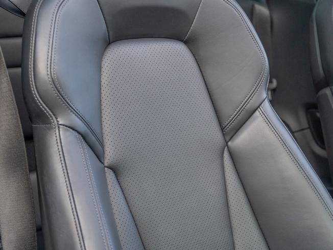 PORSCHE 911 Photo 24