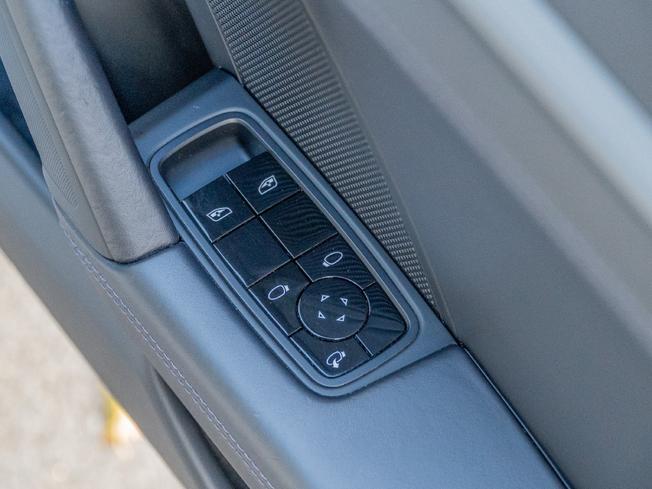 PORSCHE 911 Photo 27