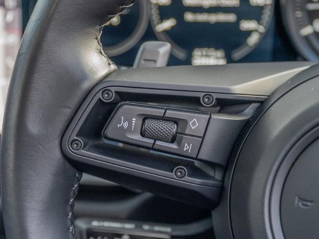 PORSCHE 911 Photo 32