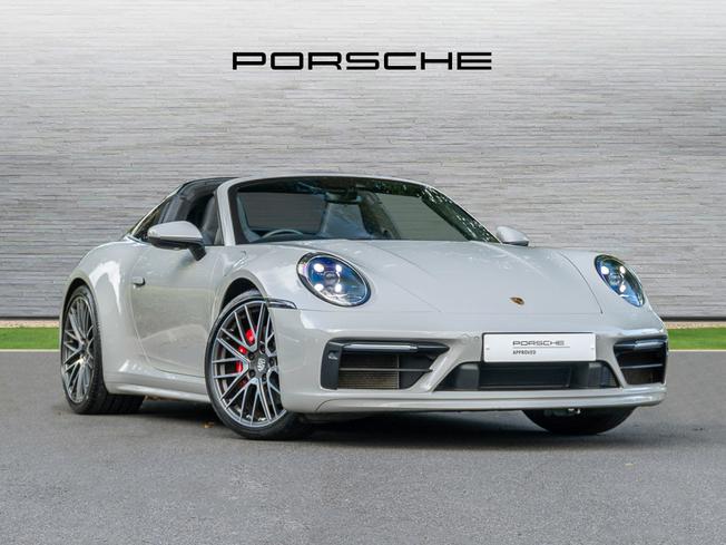 PORSCHE 911 Photo 8