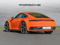 PORSCHE 911 Photo 2