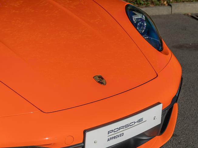 PORSCHE 911 Photo 32