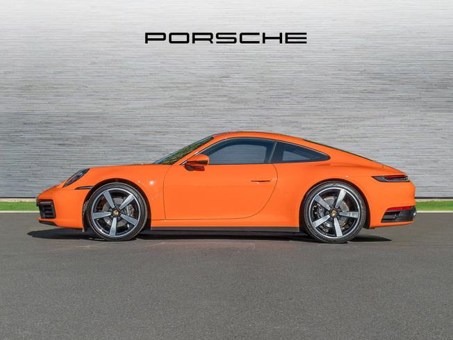 PORSCHE 911 Photo 5
