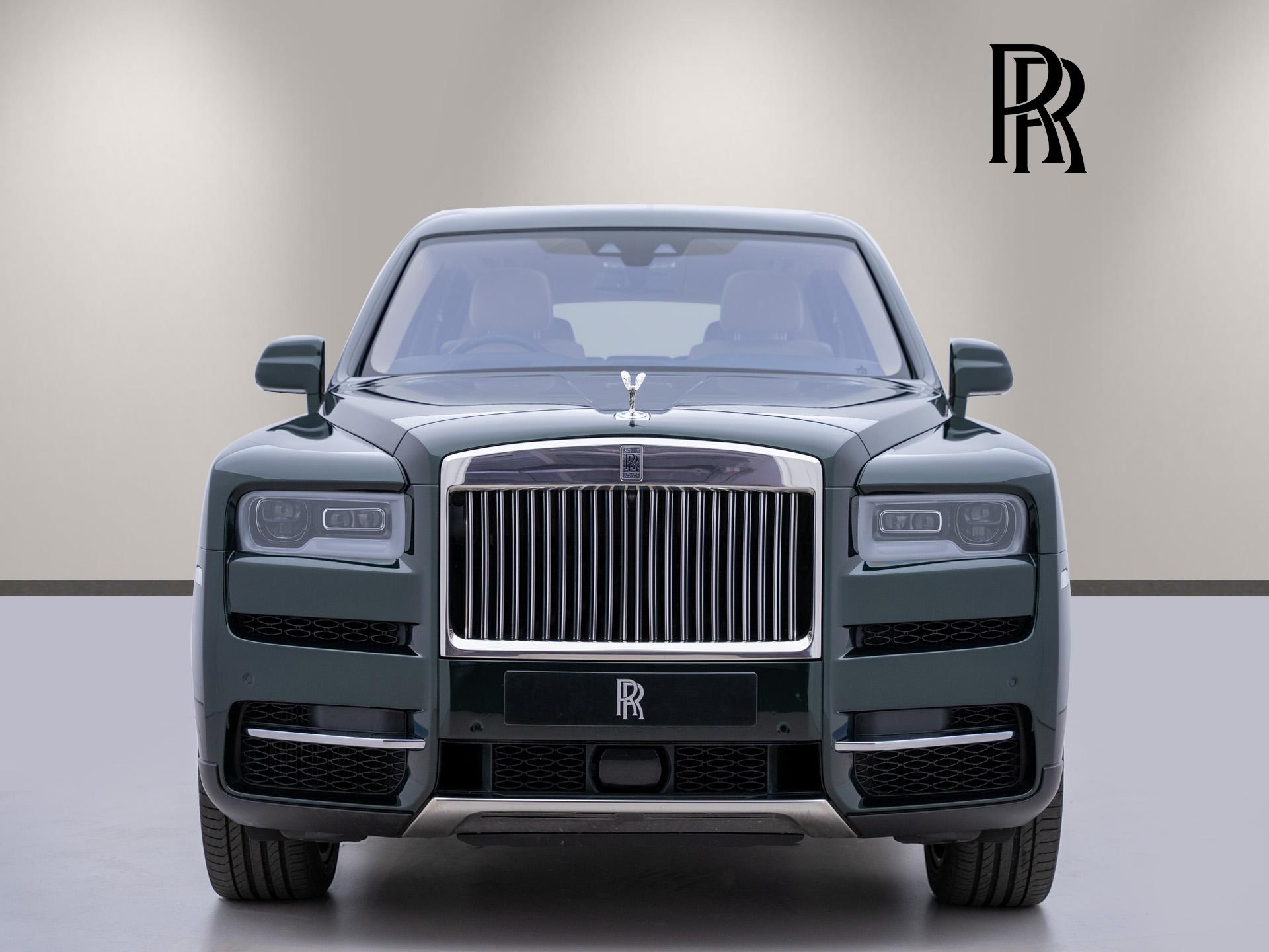 RollsRoyce Cullinan Black Badge bản kéo dài và chống đạn về Campuchia