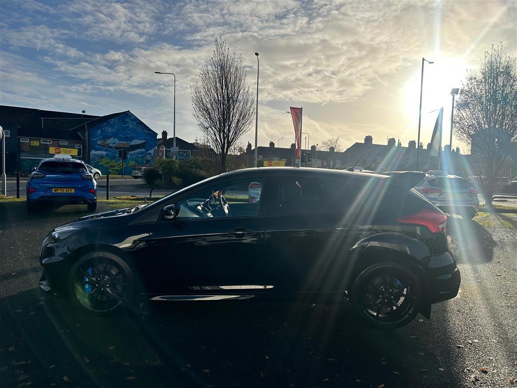 Double Trouble: Ford MK3 Focus RS (@mad_rs_ & @northern.rs)