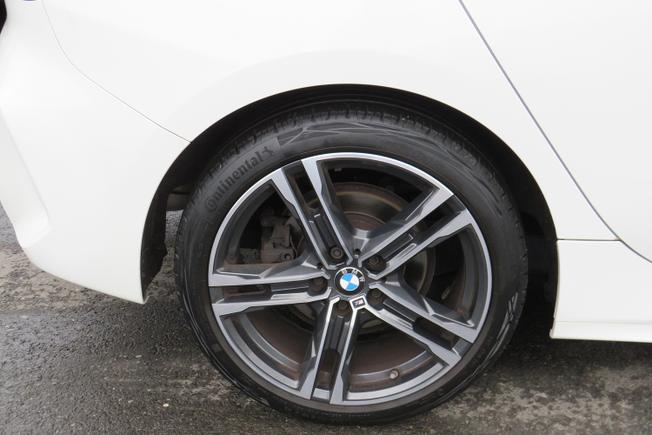 BMW 1 Series Photo 11