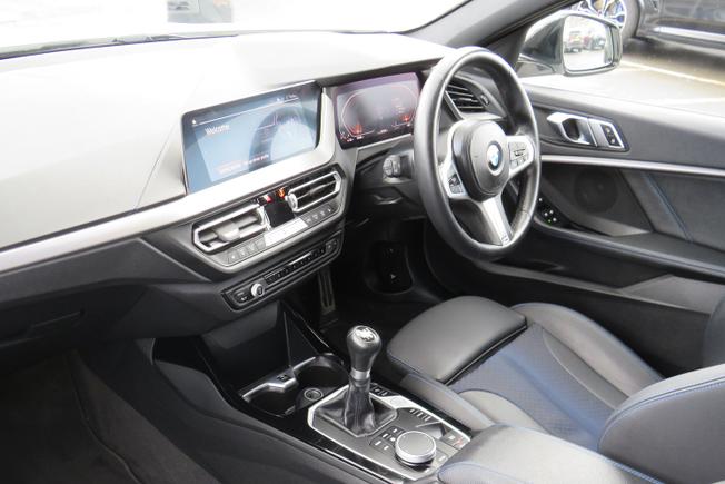 BMW 1 Series Photo 13