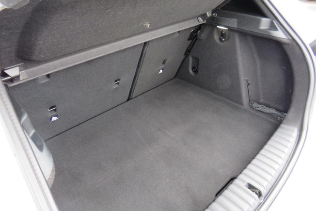 BMW 1 Series Photo 16