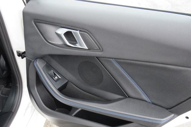 BMW 1 Series Photo 19