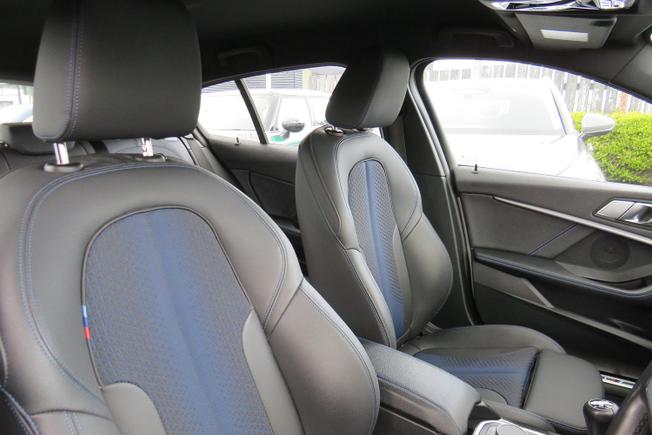 BMW 1 Series Photo 22
