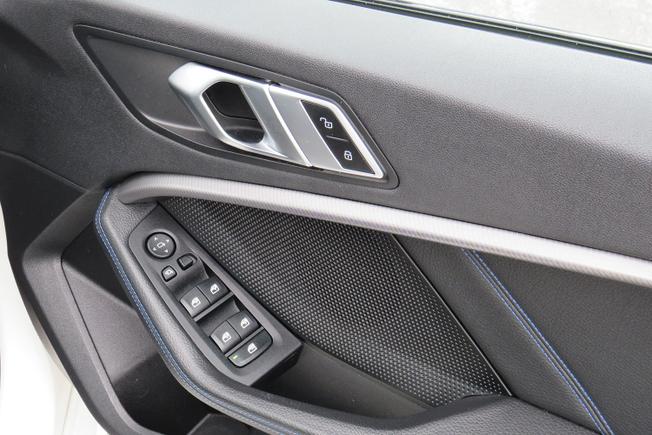 BMW 1 Series Photo 23
