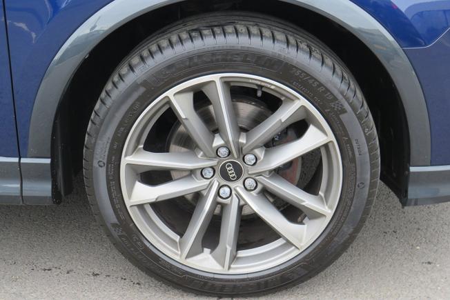 AUDI Q3 Photo 10