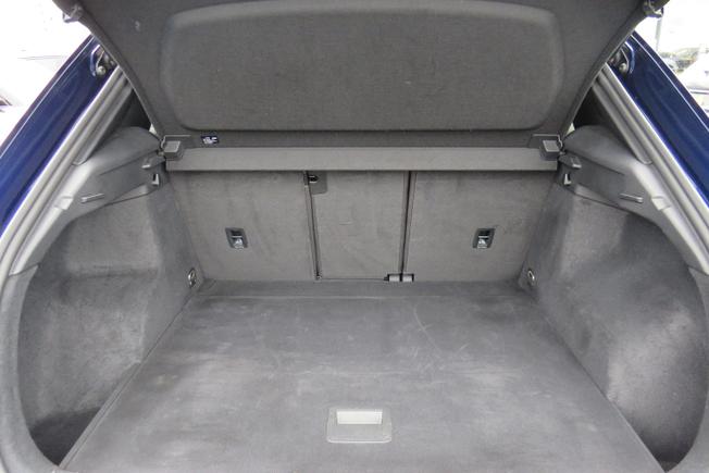 AUDI Q3 Photo 15