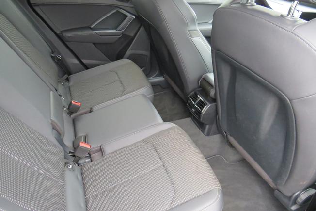 AUDI Q3 Photo 19