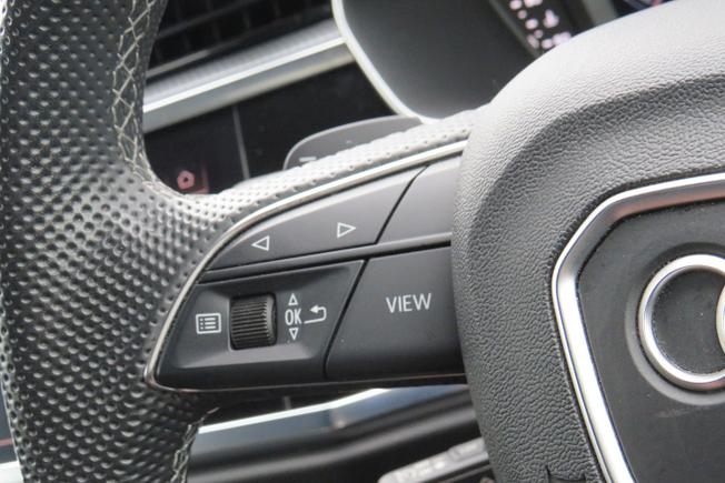 AUDI Q3 Photo 25
