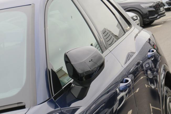 AUDI Q3 Photo 9