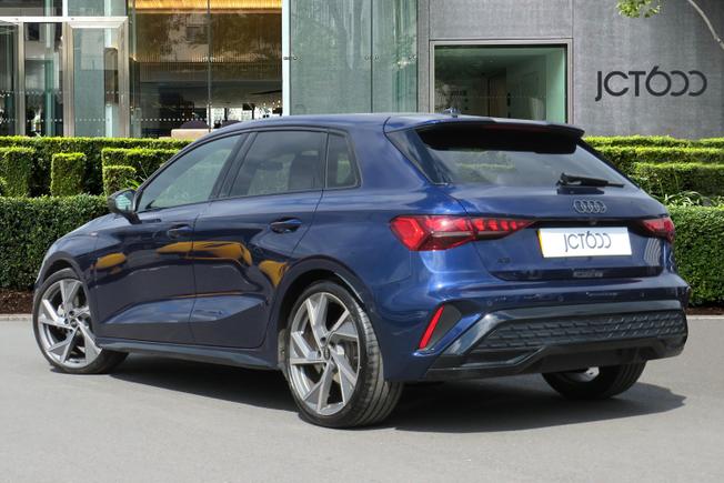 AUDI A3 Photo 2