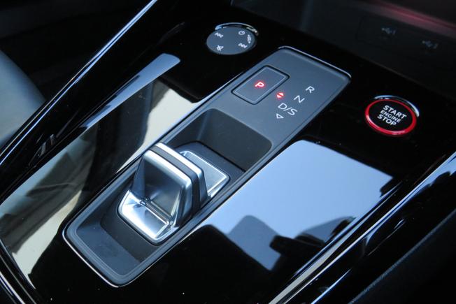 AUDI RS3 Photo 35