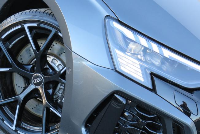 AUDI RS3 Photo 7