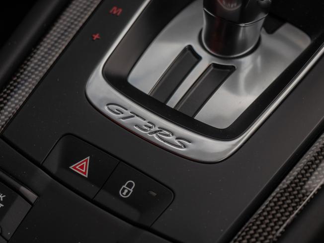 PORSCHE 911 Photo 19