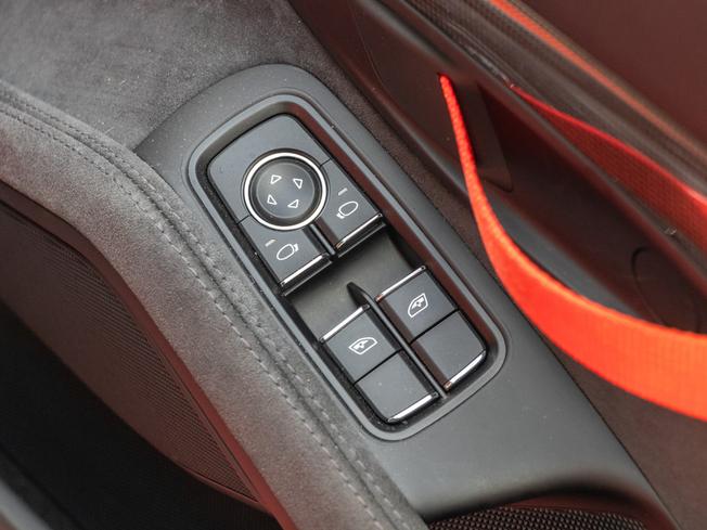 PORSCHE 911 Photo 22
