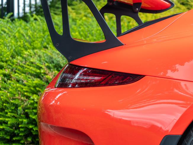 PORSCHE 911 Photo 35