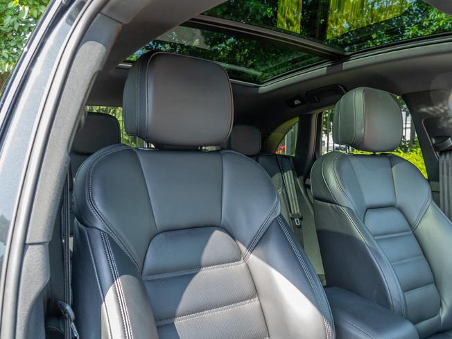 PORSCHE Macan Photo 10
