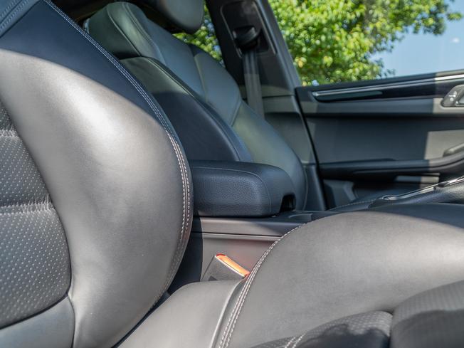 PORSCHE Macan Photo 12