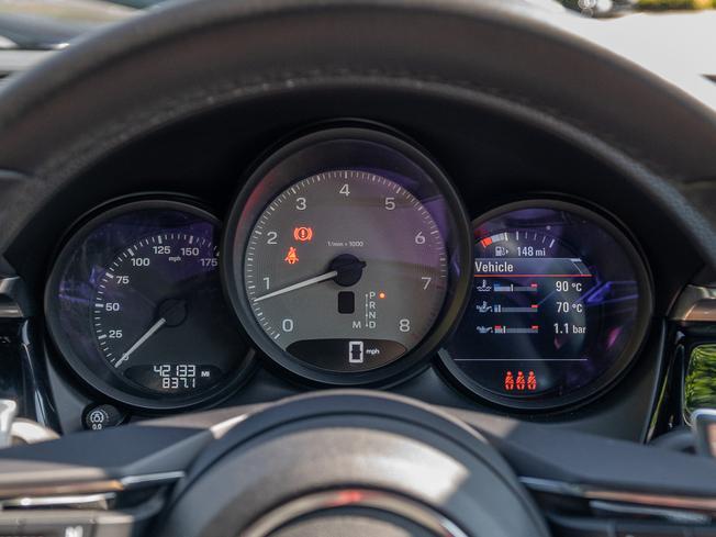 PORSCHE Macan Photo 13