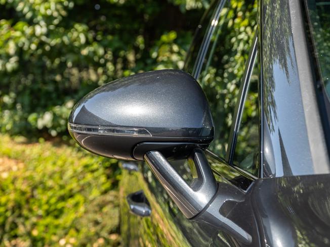 PORSCHE Macan Photo 36