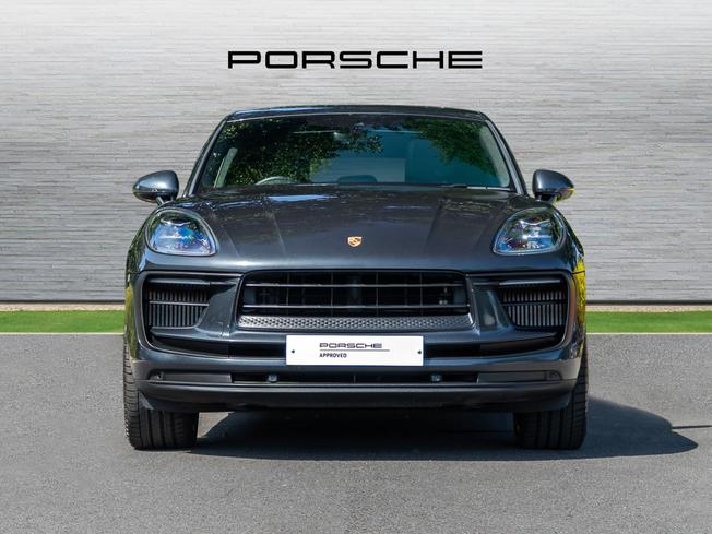 PORSCHE Macan Photo 6