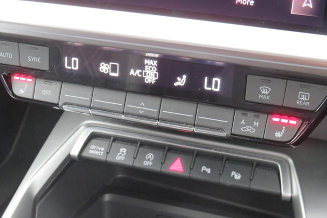 Audi A3 Photo 31