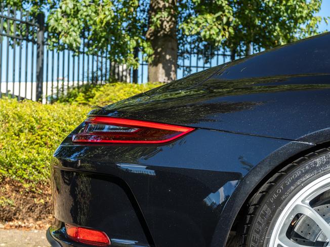 PORSCHE 911 Photo 39