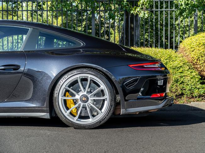 PORSCHE 911 Photo 41