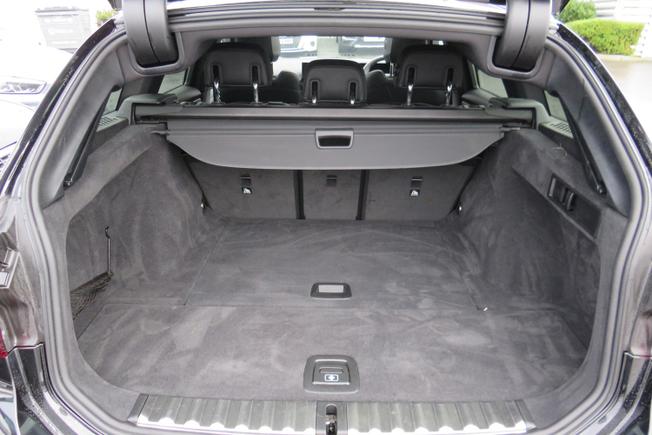 BMW 3 Series Photo 19