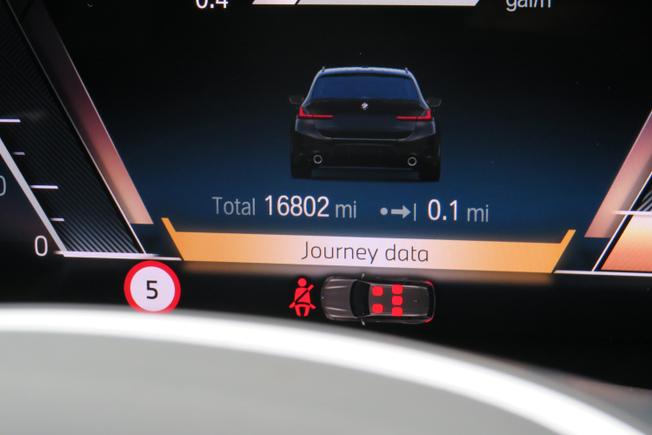 BMW 3 Series Photo 31