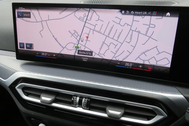 BMW 3 Series Photo 32