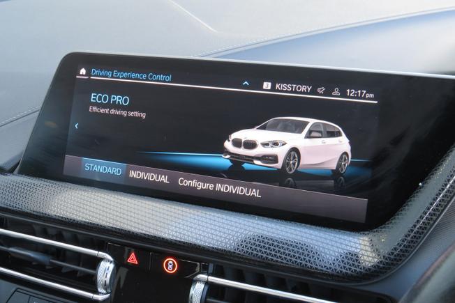 BMW 1 Series Photo 21