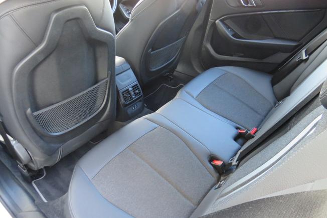 BMW 1 Series Photo 28