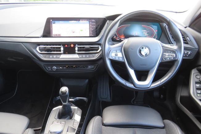 BMW 1 Series Photo 34