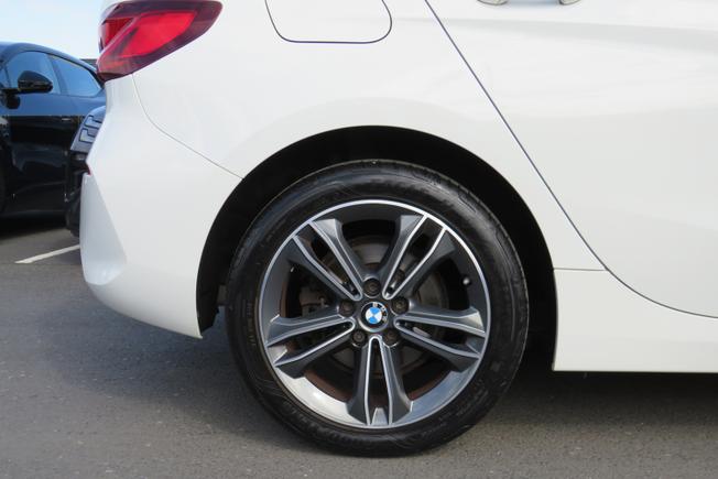 BMW 1 Series Photo 9